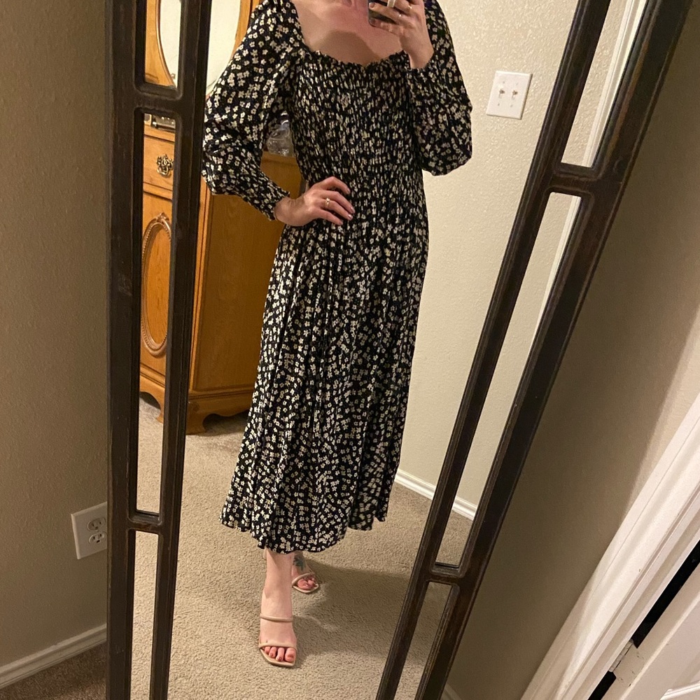 Square neck smocked dress
